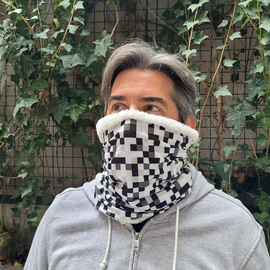 BUFF INVIERNO - CUADRADITOS BLANCO Y NEGRO